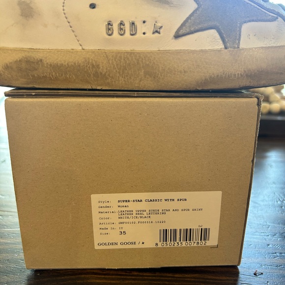 Women’s Golden Goose Superstar sneakers size 35 with original box - Picture 4 of 9